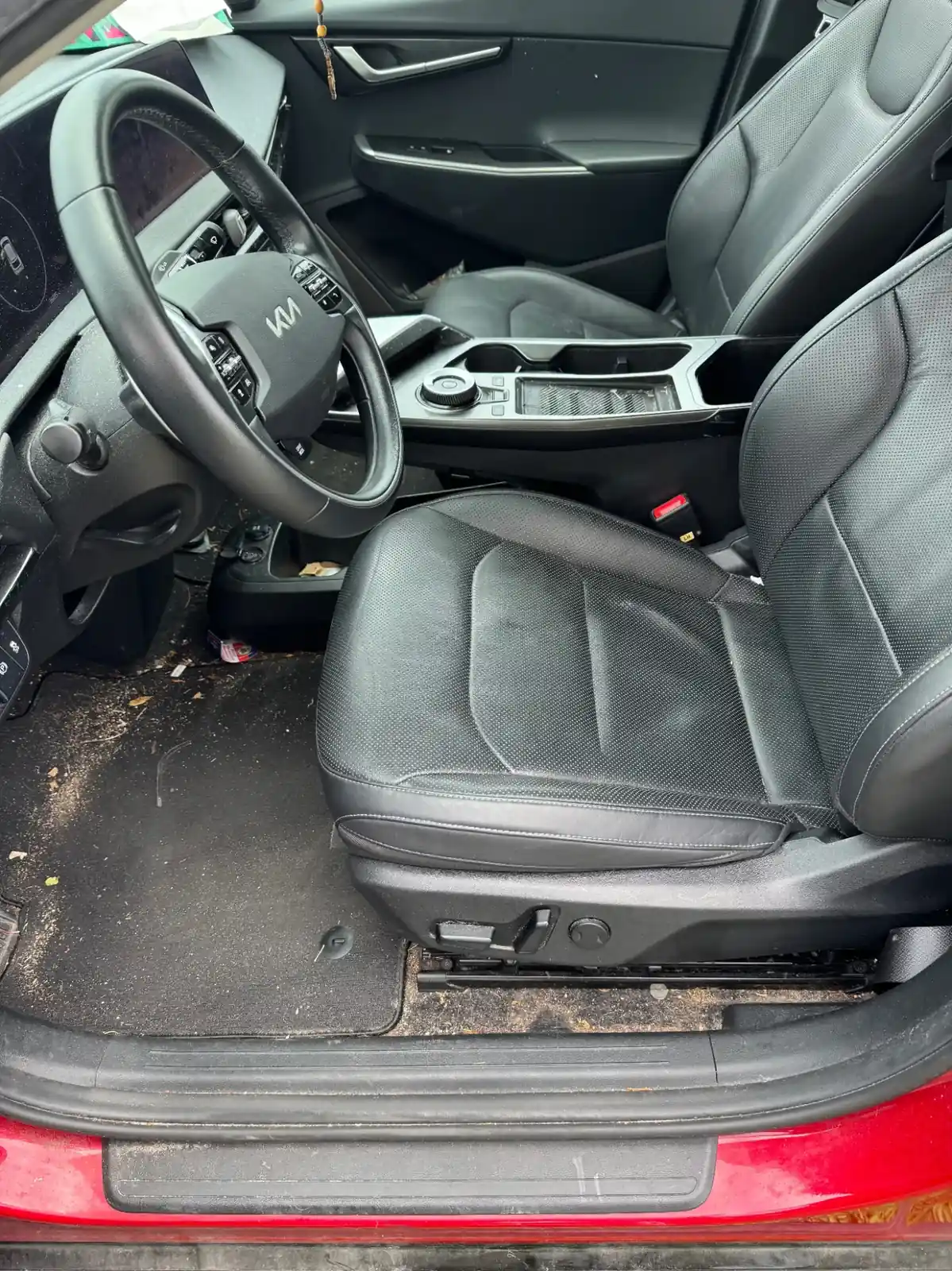 Interior detail before — Kia, Boca Raton